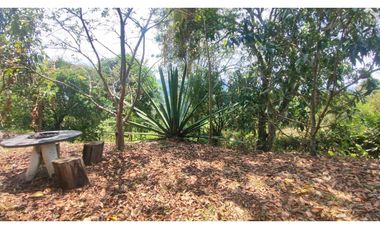 Espectacular lote de 3180 M2 en 270 mill en La Mesa Cund, Col