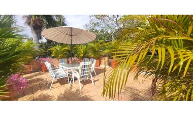 Casaquinta con piscina, 6500 M2 en 1399 mill en La Mesa CUND