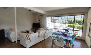 Casa campestre de 697 M2 en 1200 mill en San Joaquin, Ins de La Mesa
