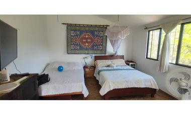 Casa campestre de 697 M2 en 1200 mill en San Joaquin, Ins de La Mesa