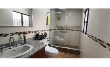 Casa campestre de 697 M2 en 1200 mill en San Joaquin, Ins de La Mesa