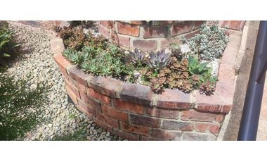 Casa campestre de 697 M2 en 1200 mill en San Joaquin, Ins de La Mesa