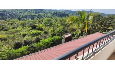 Casa campestre de 697 M2 en 1200 mill en San Joaquin, Ins de La Mesa