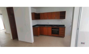 Casa en conjunto de 155 M2 en 499 mill en La Mesa Cund, oportunidad