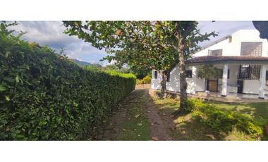 En venta casa campestre de 780 M2, San Joaquín, La Mesa Cund, 480 mill