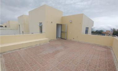 Casa campestre en Conjunto de 247 M2 en La Mesa Cund, en 610 mill