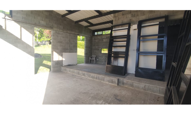 Se vende casa campestre de 144 M2 en 720 mill en La Mesa Cund.