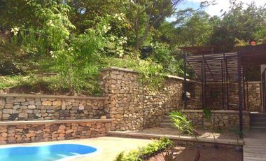 Se vende casa campestre de 144 M2 en 720 mill en La Mesa Cund.