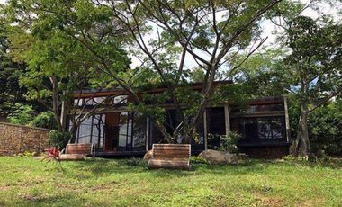 Se vende casa campestre de 144 M2 en 720 mill en La Mesa Cund.