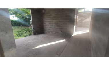 Se vende casa campestre de 144 M2 en 720 mill en La Mesa Cund.