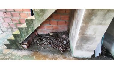 OPORTUNIDAD casa de 140 M2 aprox en 159 mill, San joaquin La Mesa