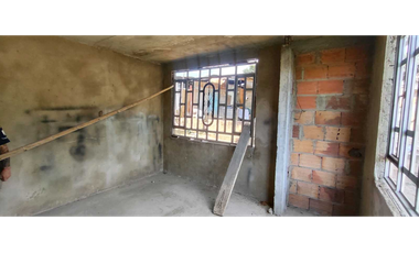 OPORTUNIDAD casa de 140 M2 aprox en 159 mill, San joaquin La Mesa