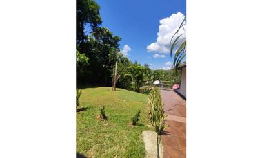 Casa campestre de 1997 M2 en Anapoima Cund, Col en condominio