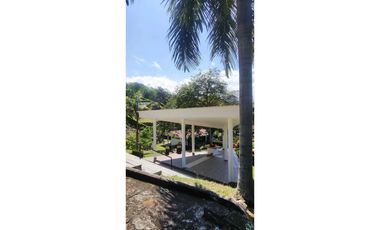 Casa campestre de 1997 M2 en Anapoima Cund, Col en condominio