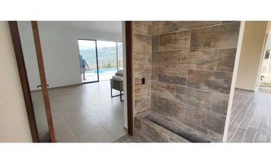 Casas campestres para estrenar en La Mesa Cund, 780 mill en 2000 M2.