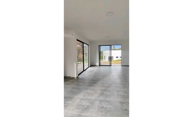 Casas campestres en La Mesa Cund, 1250 M2 en 890 millones.