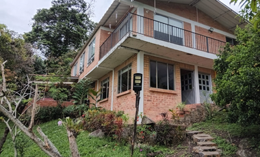 Venta de finca de 3552 M2 en 580 mill en San Antonio del tequendama