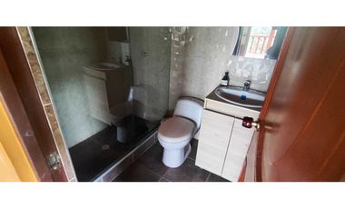 Venta de casa campestre de 2300 M2 en 1300 mill en San Joaquín La Mesa