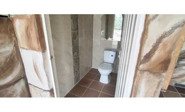 Venta de casa campestre de 2300 M2 en 1300 mill en San Joaquín La Mesa