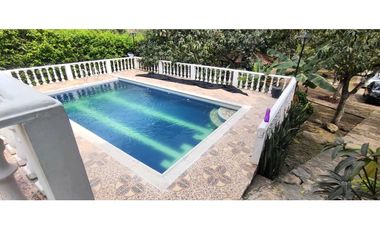 Venta de casa campestre de 2300 M2 en 1300 mill en San Joaquín La Mesa