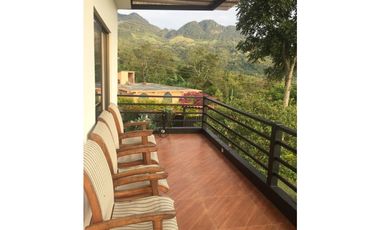 Linda Finca de 1883 M2 en 950 mill en La Capilla, Via Cachipay Cund.