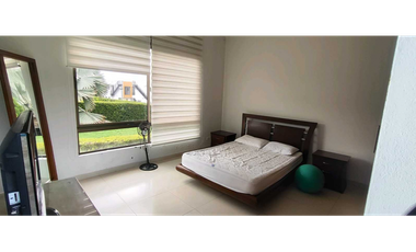 Casa campestre en Condominio de 1704 M2 con piscina en La Mesa cund