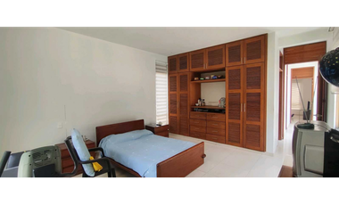 Casa campestre en Condominio de 1704 M2 con piscina en La Mesa cund