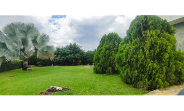 Casa campestre en Condominio de 1704 M2 con piscina en La Mesa cund