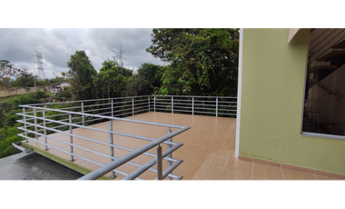 Casa campestre urbana de 800 M2 en 749 mill en La Mesa Cund