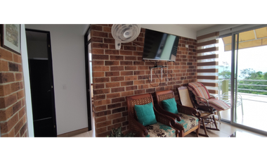 Casa campestre urbana de 800 M2 en 749 mill en La Mesa Cund