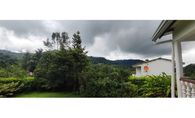 Casa Campestre de 1000 M2 en condominio, en La Mesa Cund, COL