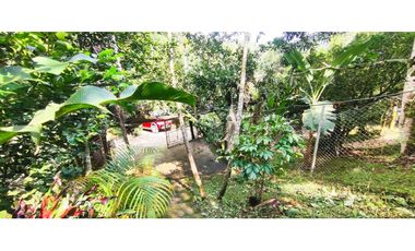 Venta de casalote de 410 M2 en 280 mill neg, se recibe vehículo