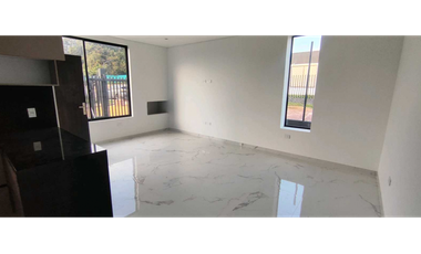 ESTRENA CASA urbana de 250 M2 en 490 mill en #lamesacundinamarca