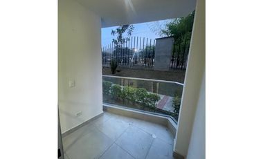 SE VENDE APARTAMENTO EN  CERRITOS