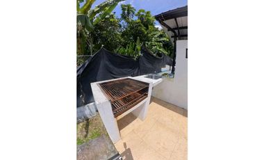 Venta de casa campestre de 370 M2 en 550 mill en La Mesa Cund