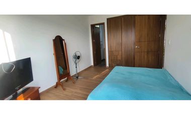 Se vende casa campestre de 1500 M2 en 890 mill con piscina en La Mesa