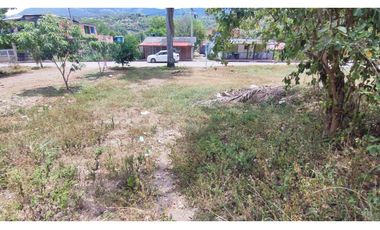 Venta de lote urbano de 160 M2 en 129 mill en San Joaquin, La Mesa