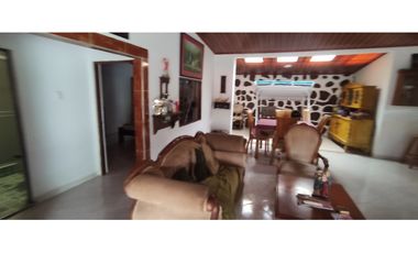 Venta de casalote de 900 M2 en 339 mill en San Javier - La Mesa Cund