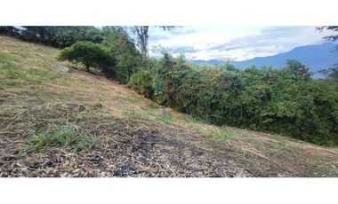 Lote de 700 M2 en 129 millones en La Mesa Cund a 4 MIN del casco urb.