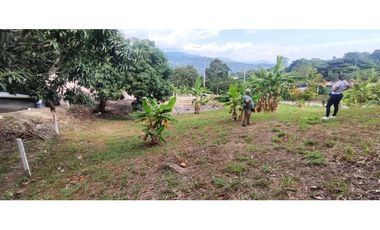 #venta de lote 2037 M2 en 250 mill en La Mesa Cund, a 8 min del pueblo