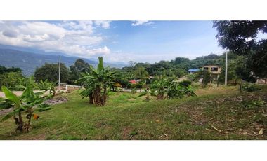 #venta de lote 2037 M2 en 250 mill en La Mesa Cund, a 8 min del pueblo