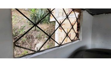 Casa económica de 50 M2 en 155 mill en La Mesa Cund, a 4 MIN del centr