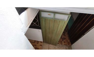 Casa económica de 50 M2 en 155 mill en La Mesa Cund, a 4 MIN del centr