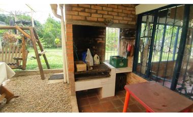 Casa campestre de 1708 M2 en 890 M2 cerca al parque de #lamesacund