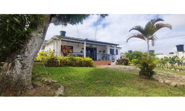 Casa campestre de 1708 M2 en 890 M2 cerca al parque de #lamesacund