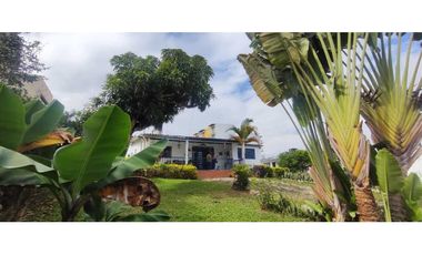 Casa campestre de 1708 M2 en 890 M2 cerca al parque de #lamesacund