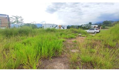 Hermoso lote en condominio de 1700 M2 en 240 mill en La Mesa CUnd