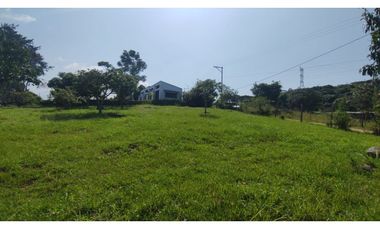 Hermoso lote de 1600 M2 en 240 millones en La Mesa Cund, COL.