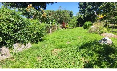 Lindo casalote de 1100 M2 en 489 mill en La Mesa Cund, COL plano.