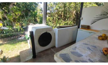 Lindo casalote de 1100 M2 en 489 mill en La Mesa Cund, COL plano.